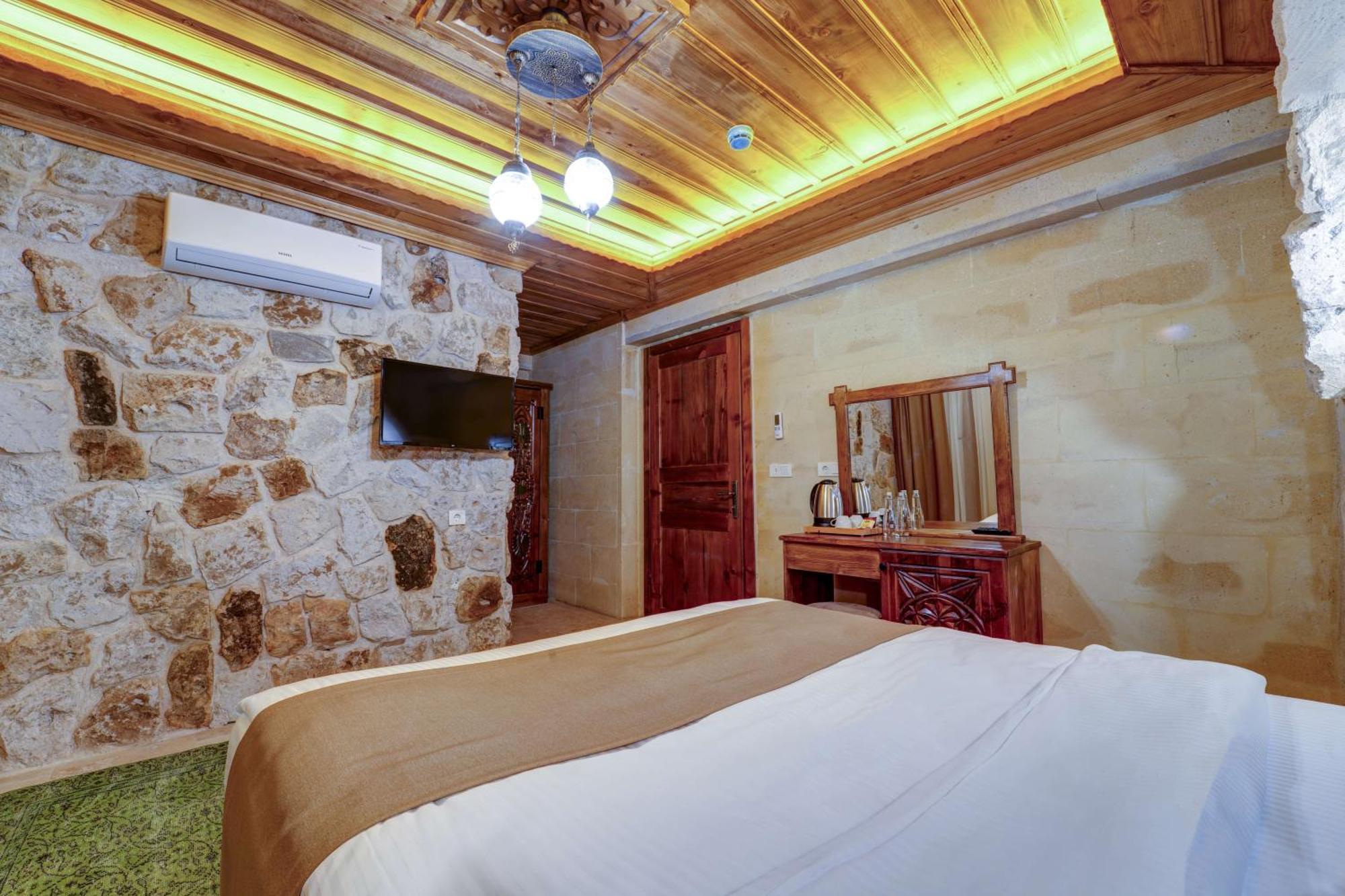 Enjoy Stone Hotel Гореме Экстерьер фото