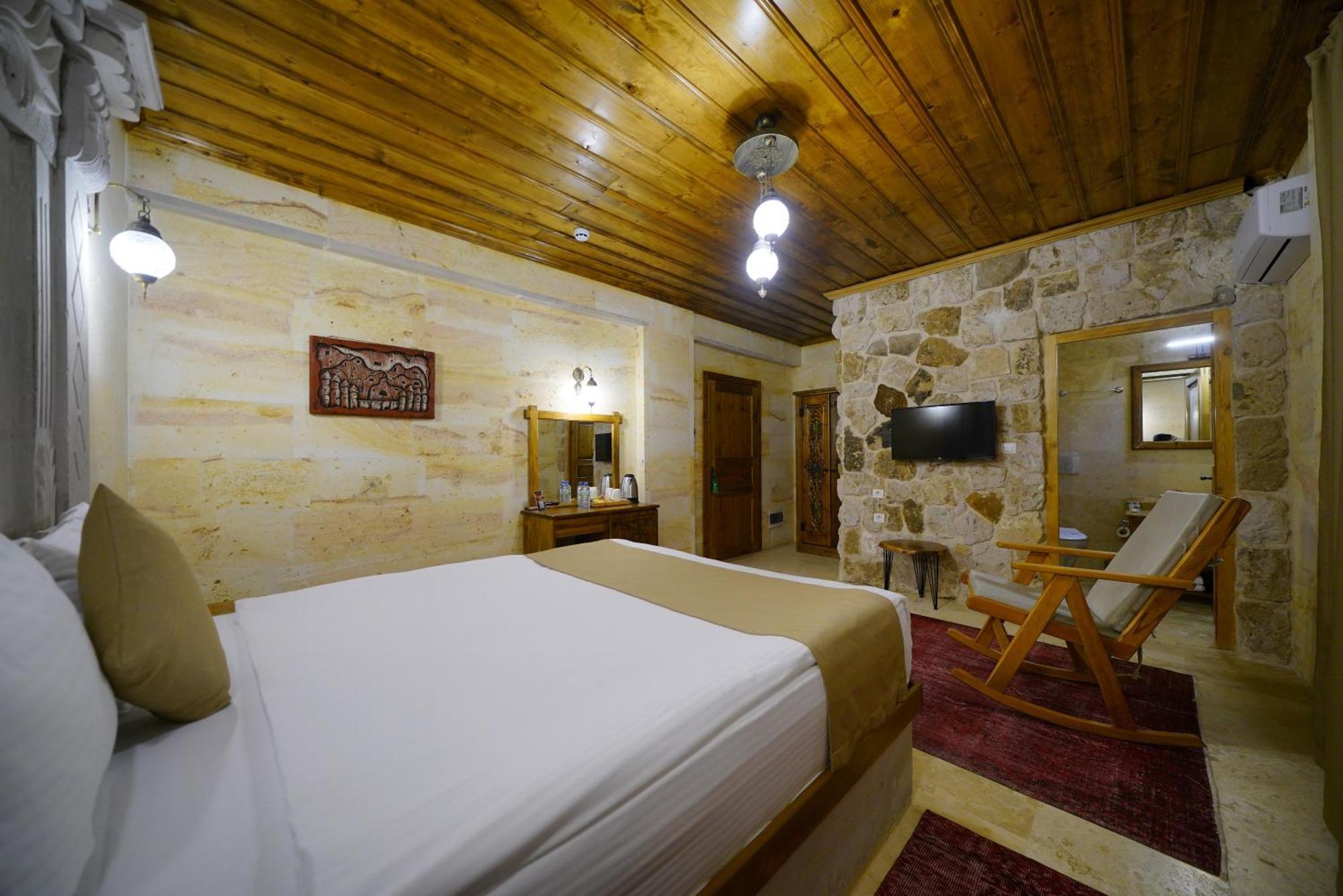 Enjoy Stone Hotel Гореме Экстерьер фото